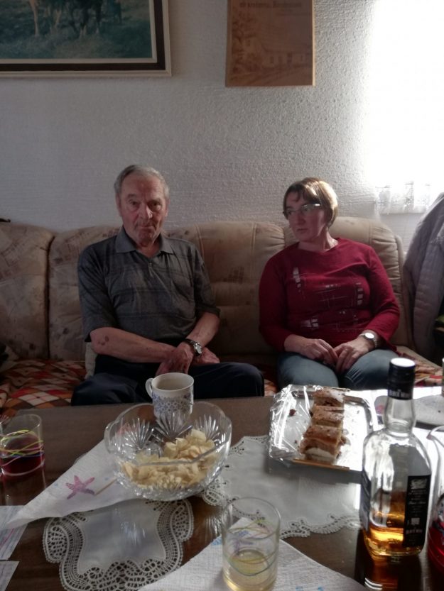 6. Postrežene dobrote, so šle vsem prisotnim v slast.