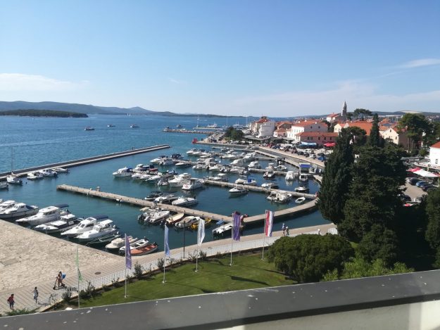 1. Pogled na rivo iz hotela Ilirija, kjer se je bivalo.