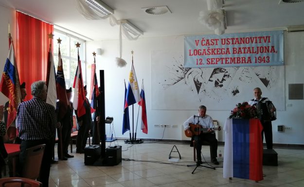 5. Peter in Kostja sta združno ustvarila prijetno vzdušje med udeleženci.