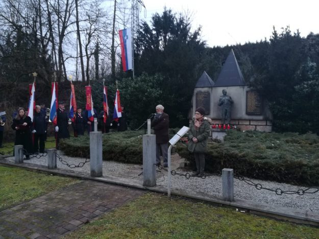 3. Predsednik ZB NOB Medvode Vladimir Bertoncelj v nagovoru udeležencem.