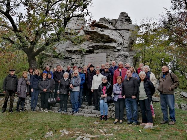 4. Skupinski posnetek udeležencev obiska Repentabra.